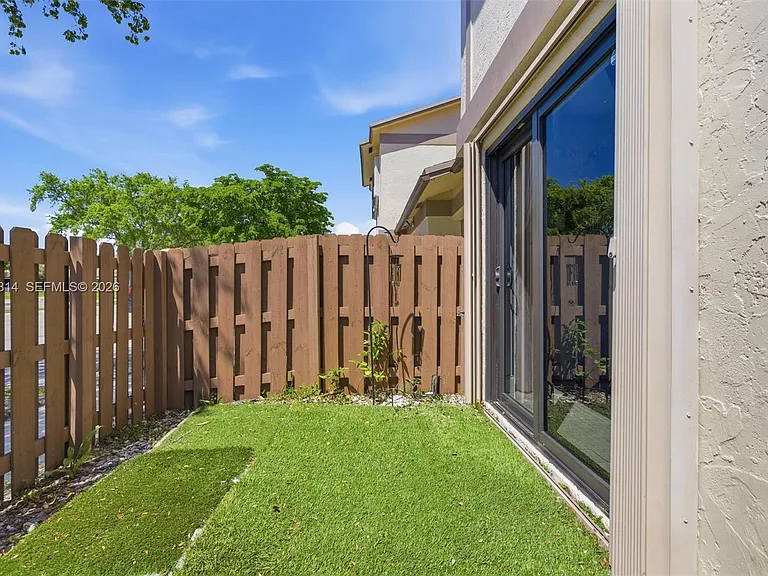 2950 NW 106th Ave #8 — Photo 25