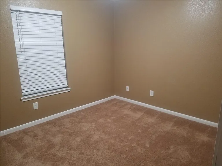 7914 Tilbury Woods Ln — Photo 24