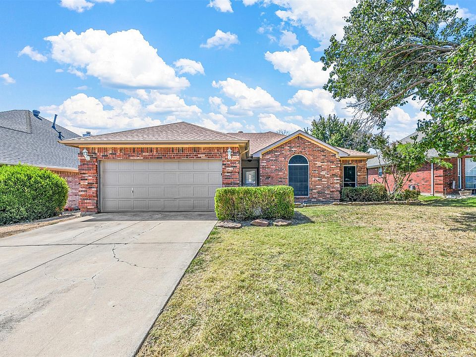 1st image of 1085 Hillwood Dr