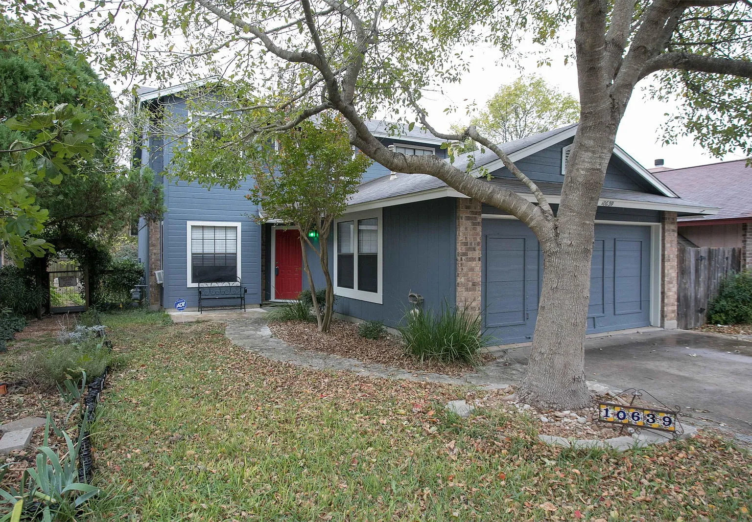 3 bed, 2.5 bath, 1294 sqft, $2,250 — Photo 1