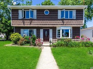 1530 Rosalind Ave, Elmont, NY 11003