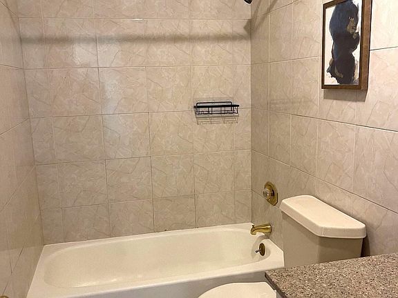 5th image of 14-42 132nd St Unit 1