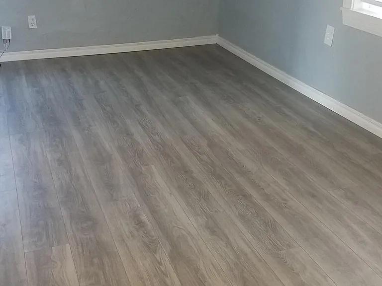 514 E Curtis Dr — Photo 4