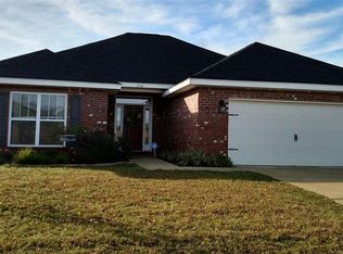 2541 Avalon St, Cantonment, FL 32533