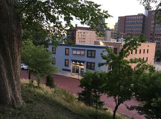 22 Crescent St NE APT 4, Grand Rapids, MI 49503