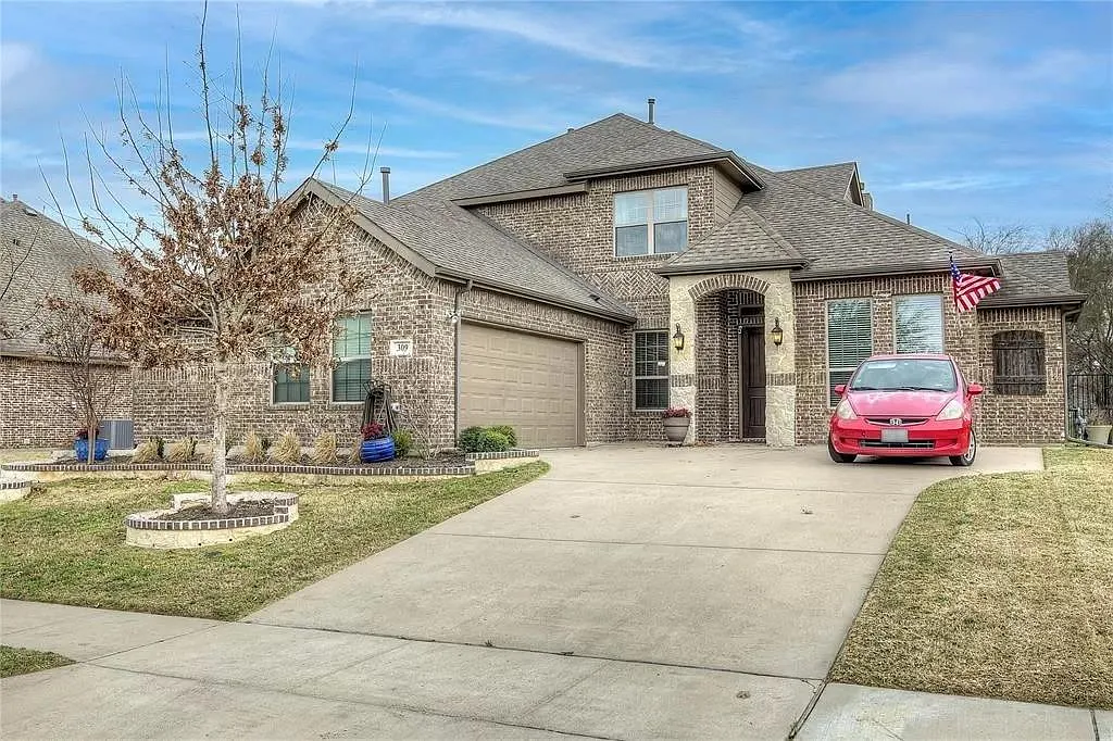 309 Midnight Dr — Photo 1