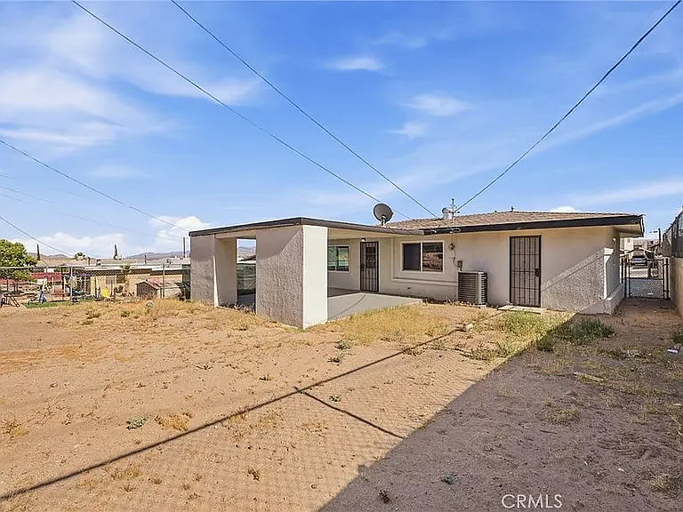 937 E Elizabeth St — Photo 19