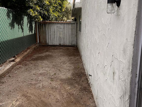 4th image of 285 S Saturmino Dr #2