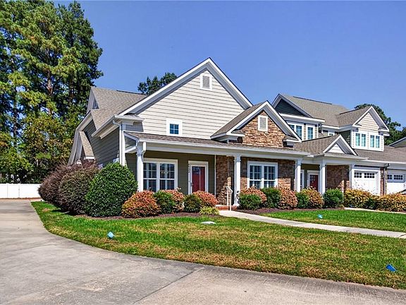 3rd image of 6932 Colemans Crossing Ave