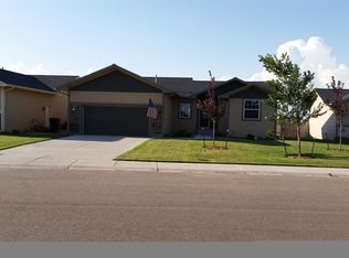 2143 Pioneer Rd, Garden City, KS 67846