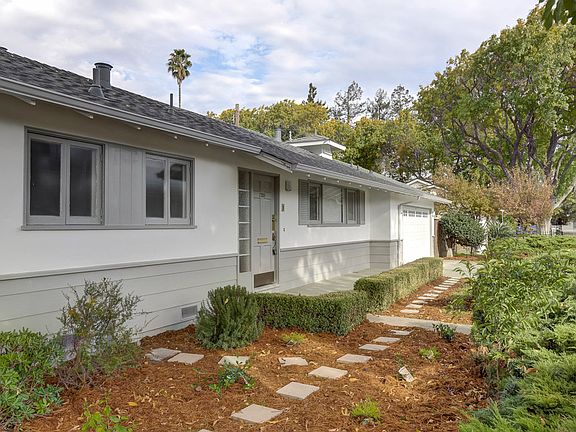 4th image of 2335 Patricia Dr