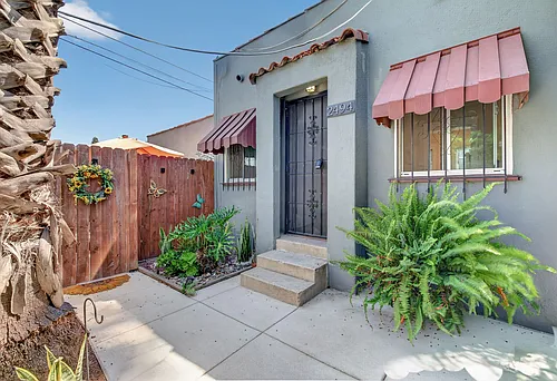 2492-2498 Pasadena Avenue Photo 1 2492-2498 Pasadena Avenue Photo 1