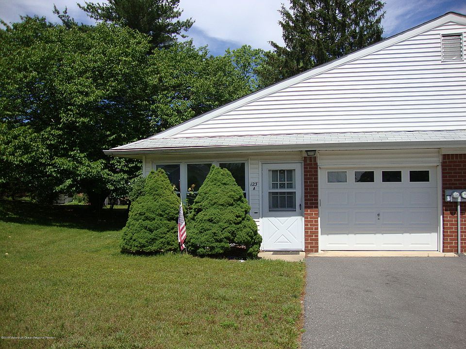 1st image of 123A Tulip Ct