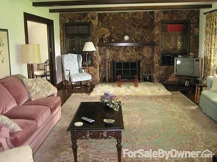 5th image of 1607 Lake Shore Dr