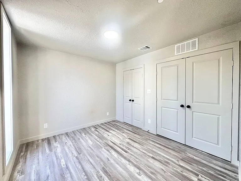 1600 Scripture St — Photo 12