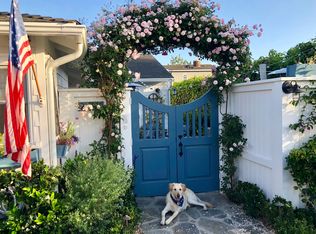 2536 Crestview Dr, Newport Beach, CA 92663