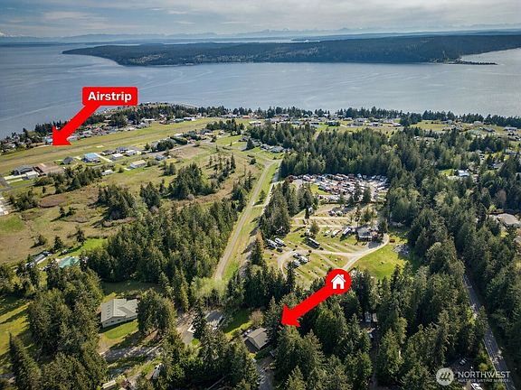 2nd image of 70 Salal Way