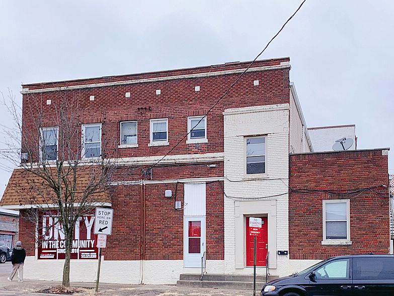 1st image of 1598 Kinney Ave APT A