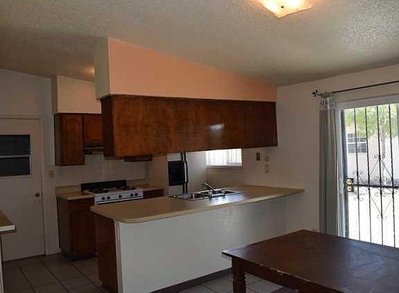 5th image of 10727 Pescador Dr