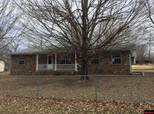 1107 Meadowcrest Dr, Mountain Home, AR 72653