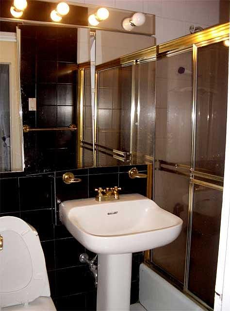 2nd image of 11 E 32nd St #1