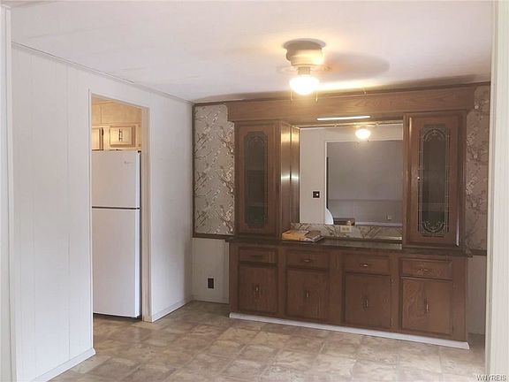 5th image of 26 Vibernum Dr