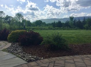 221 McKinstry Rd, Gardiner, NY 12525