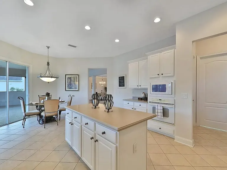10036 Watermark Ln — Photo 22