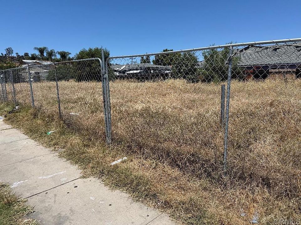 2nd image of 636 S Johnson Ave