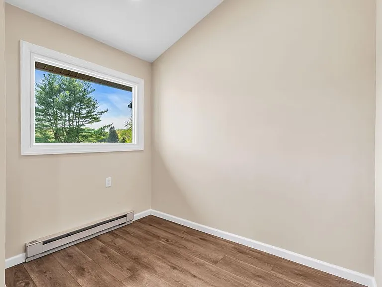 15B Andover Ct — Photo 5