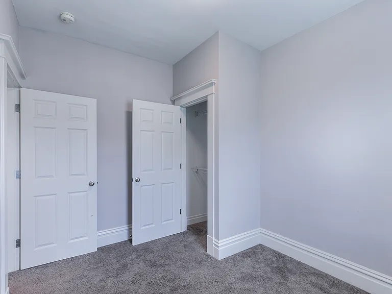 7205 Southwest Ave — Photo 13