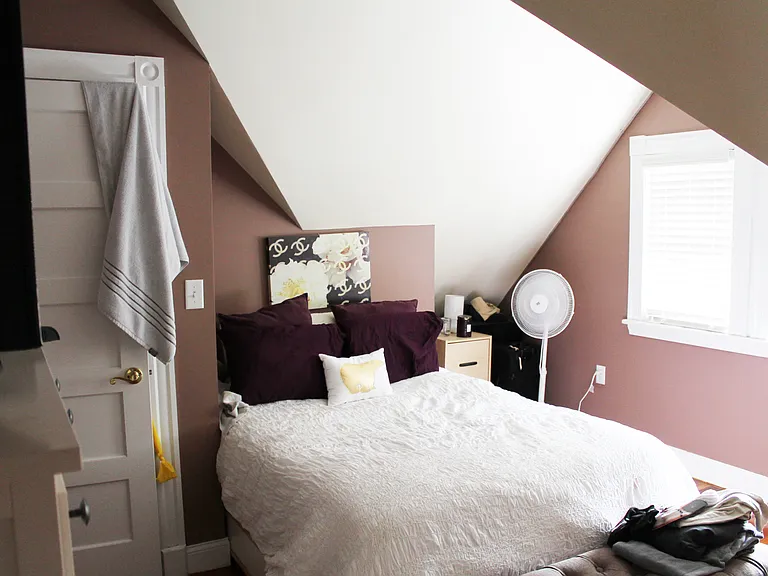 73 Perthshire Rd #B — Photo 11