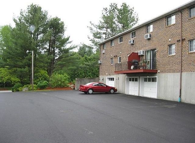 2nd image of 99 Oakridge Dr