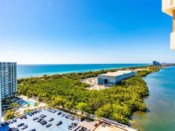 300 Bayview Dr APT 2115, Sunny Isles Beach, FL 33160