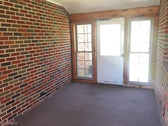 3rd image of 64 Glenbeck Ln