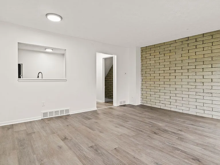 Terrace Villas Townhomes — Photo 5