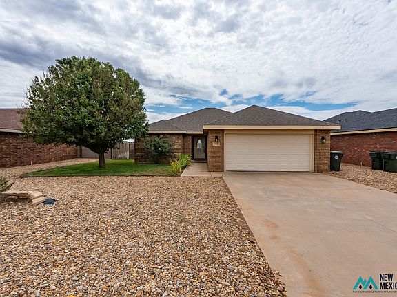 2nd image of 709 Almond Tree Ln