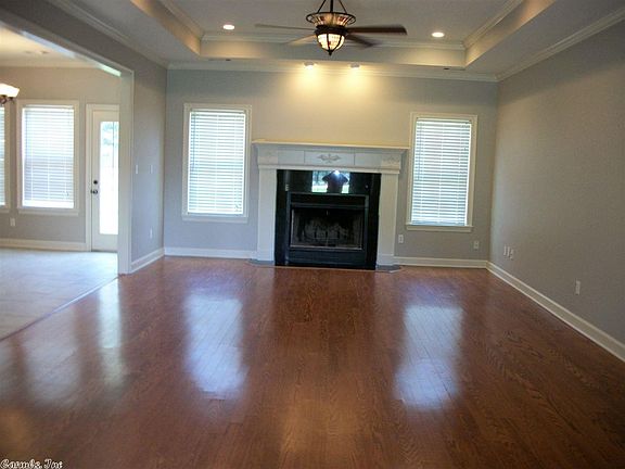 3rd image of 601 Birchwood Dr