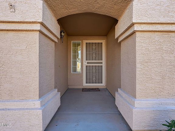 4th image of 3151 W FRANKFURT Drive