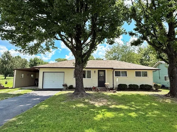 417 Belisle St, El Dorado Springs, MO 64744