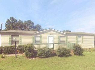 1031 Saluda St, Chesnee, SC 29323