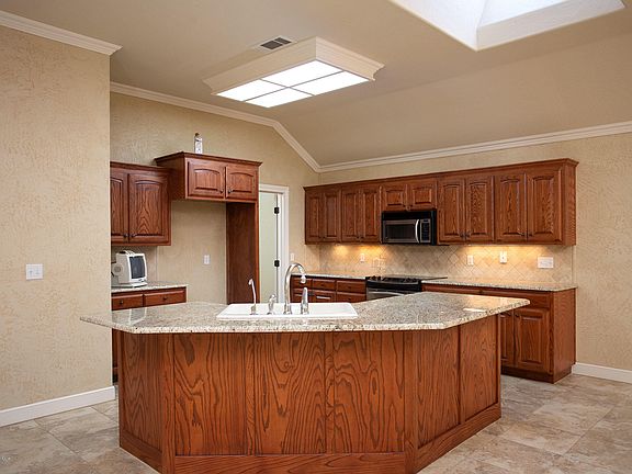 3rd image of 4913 Cape Colony Dr