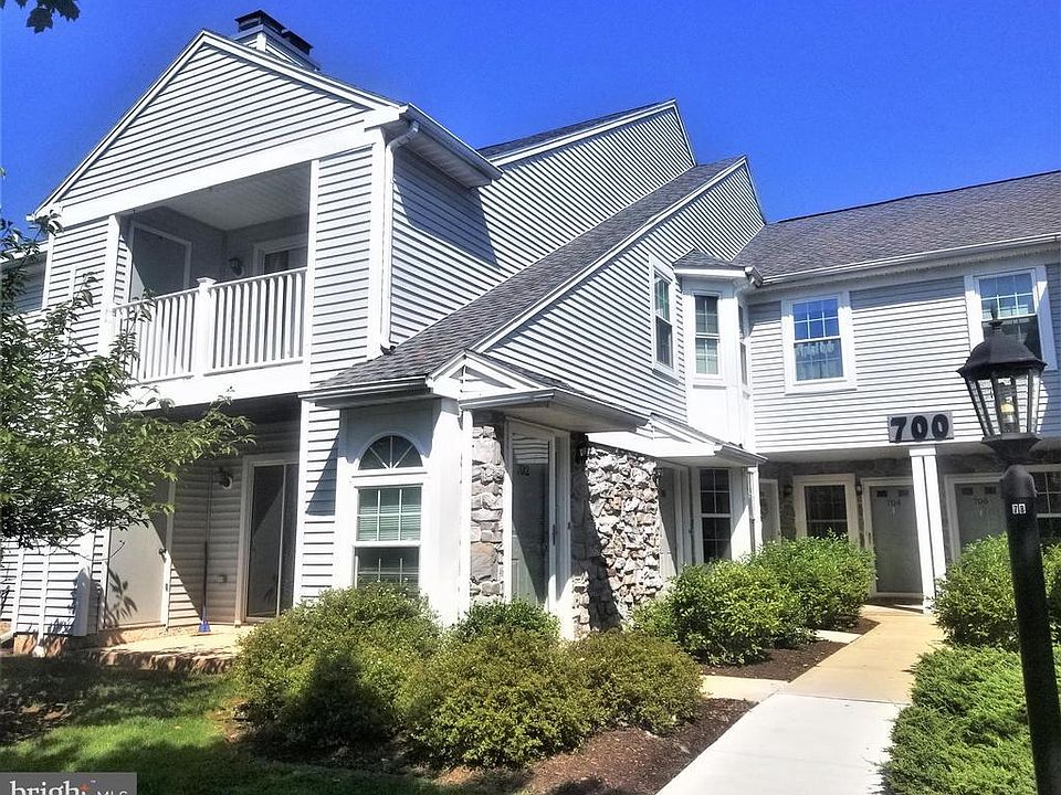 1st image of 702 Mews Dr