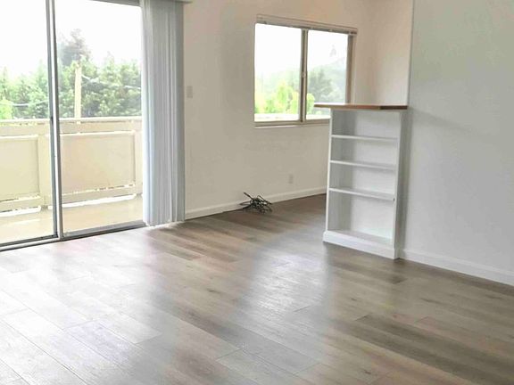 2nd image of 8564 Cypress Ave #11
