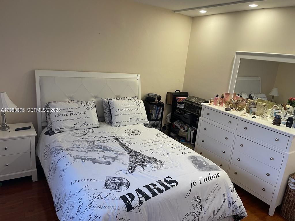 3200 NE 7th Ct APT 306C, photo 5