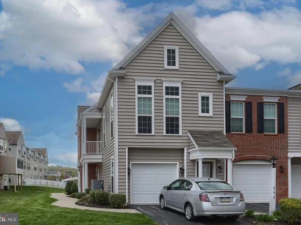 644 Whitetail Dr, Hummelstown, PA 17036