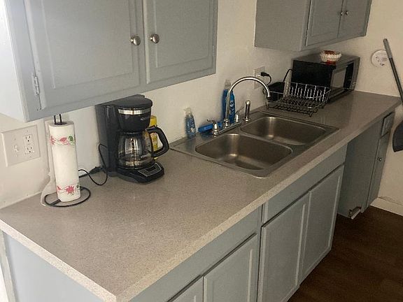 3rd image of 102 Pine St #3
