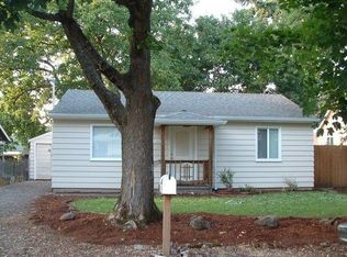 11807 SE Ankeny St, Portland, OR 97216