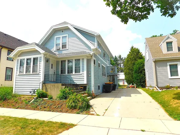 9316 W Mitchell STREET, West Allis, WI 53214