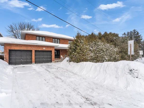 1409 Mory St, Ottawa, ON K1T 1C8